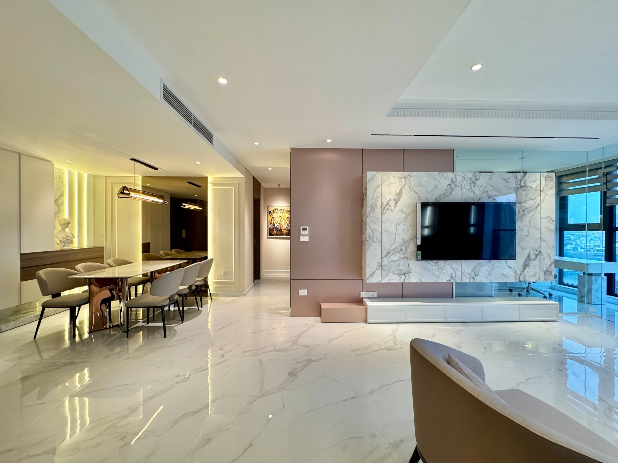 The Nelson Láng Hạ