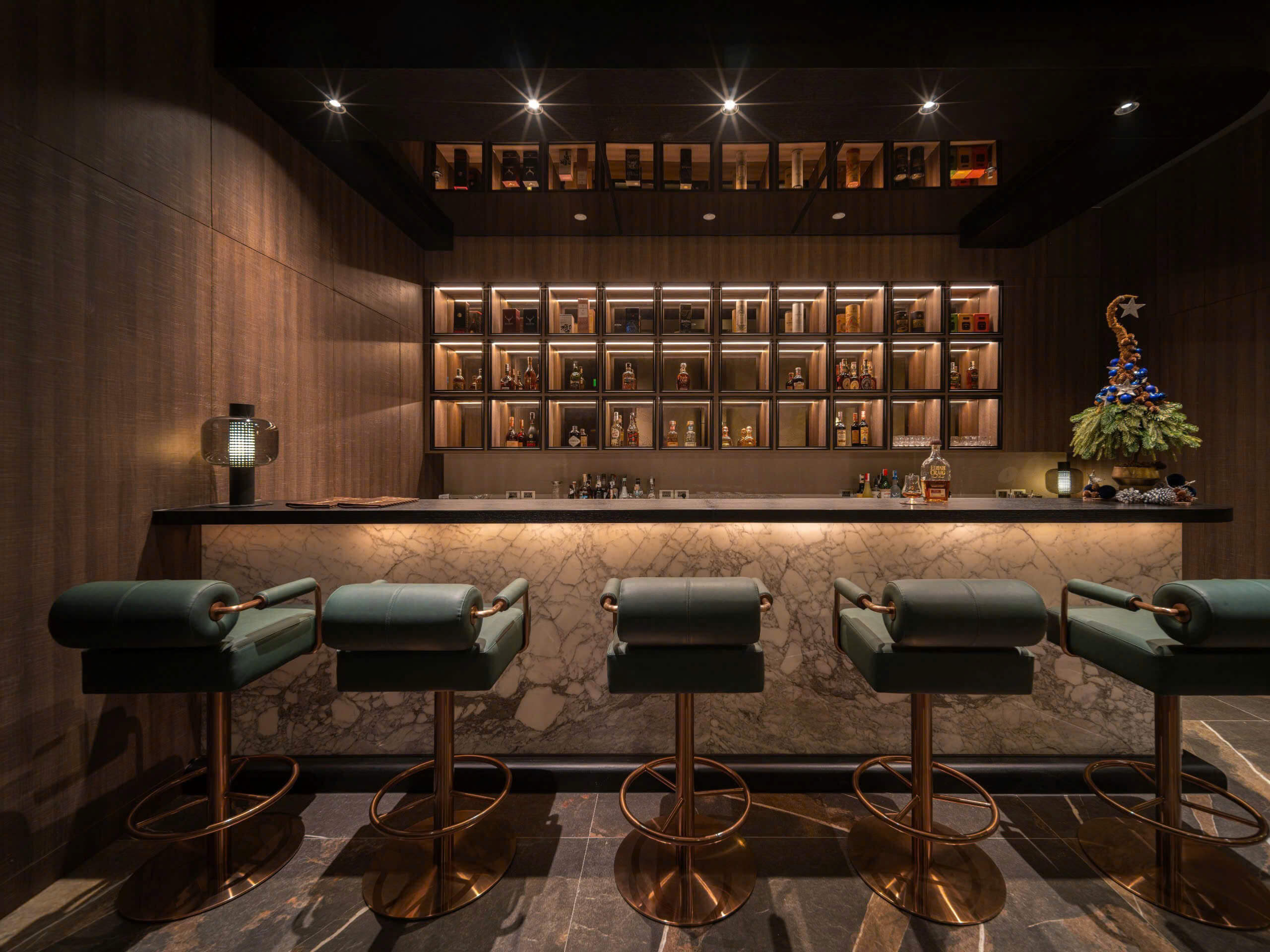 Phòng Bar tầng 1 The Nelson 